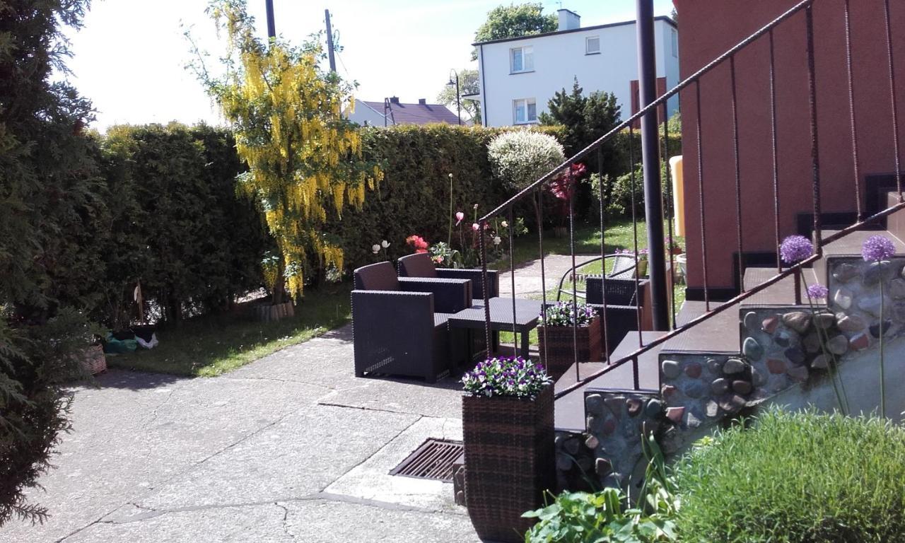Pokoje Goscinne U Teresy Mrzezyno Exterior photo